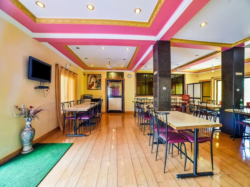 Hotel Empire by OYO Rooms