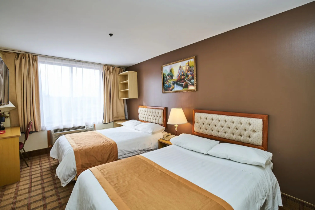 Flushing Hotel