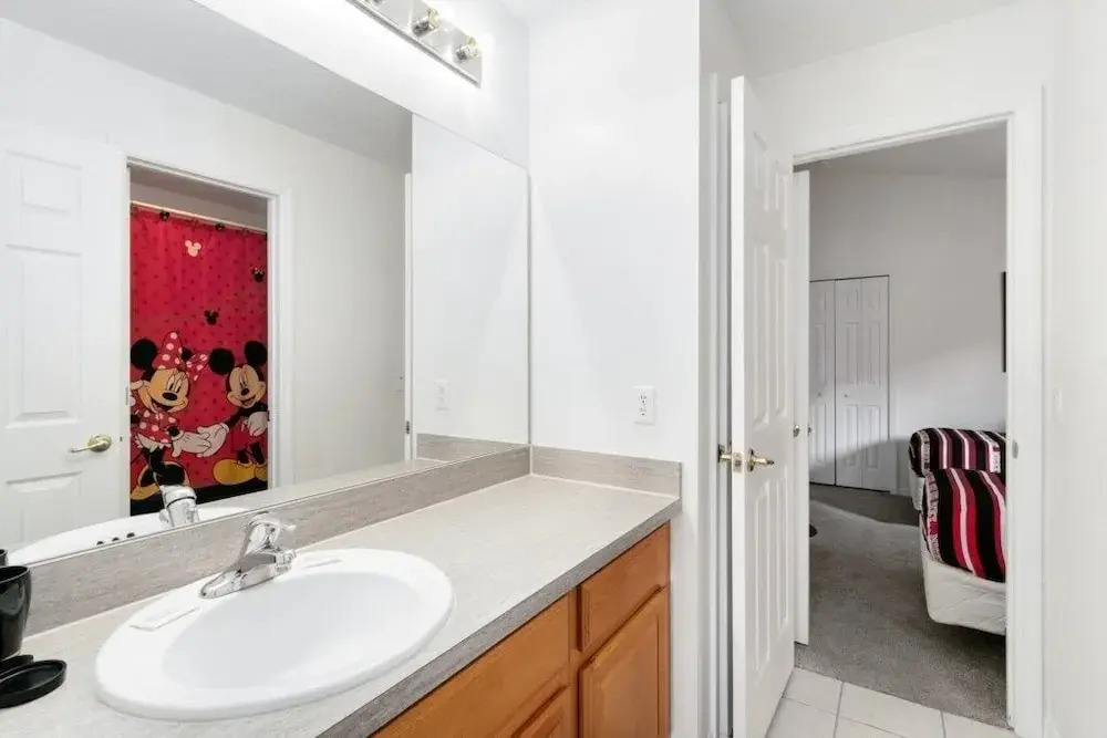 Gated 4 Bed With Pool And Spa Close To Disney 4 Bedroom Villa