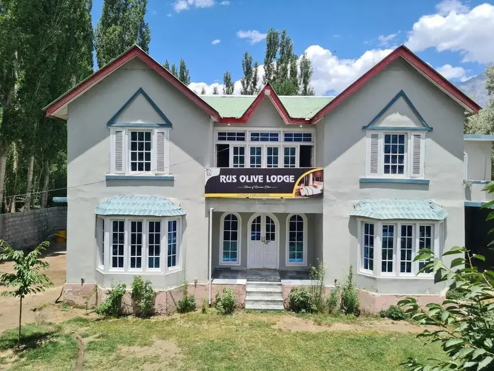 Rus Olive Lodge Skardu