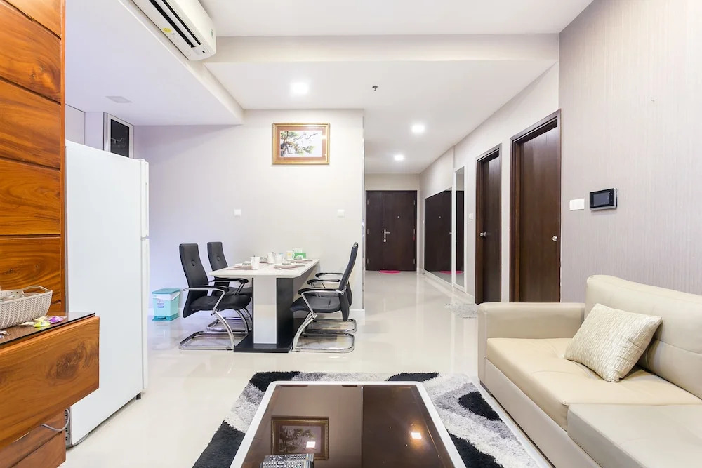 Sunrise City Luxury 2BR SW Pool 15th