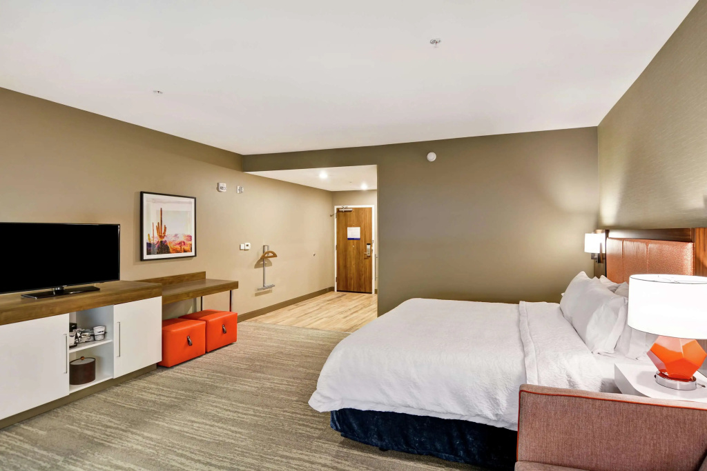 Hampton Inn Suites Tucson Tech Park
