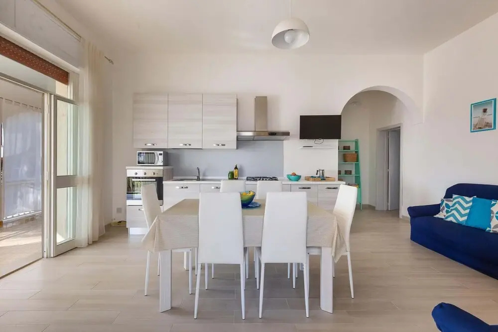 2725 Villa Beatrice by Barbarhouse
