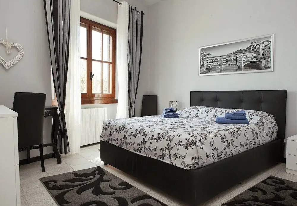 Serrantica Apartment