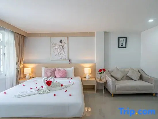 Seaside Patong House - Newly Open