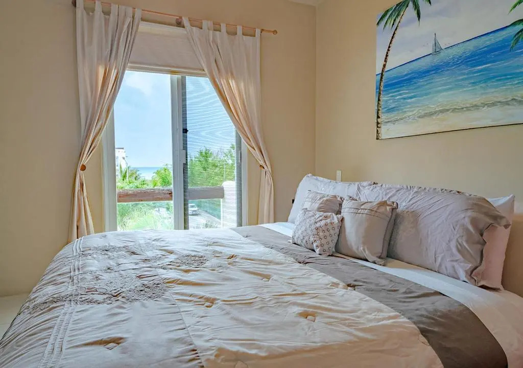 Condo Sol 6 - 3 Bedroom Condo Only 1 Block from Coco Beach - At Luna Maya Condos