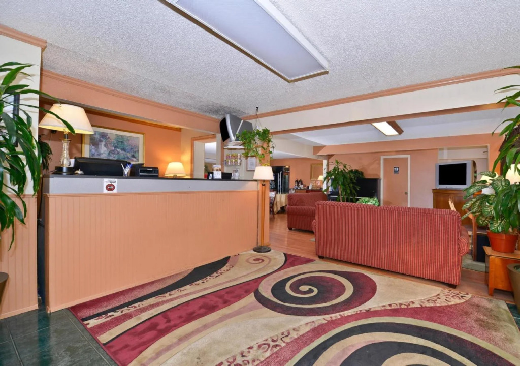 Interurban Suites Hotel, a Dazzler Select by Wyndham