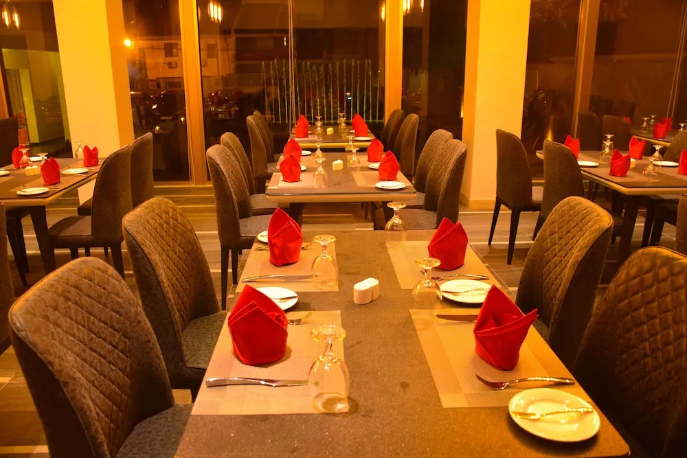 Ruvisha Beach Hotel