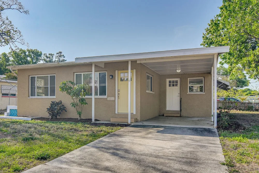 Tampa Bay Getaway w/ Patio & Yard, Pets Welcome!