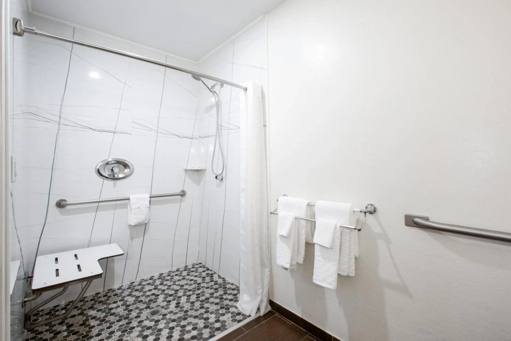 The Hotel Serene Glendale Peoria, Surestay Collection by Best Western