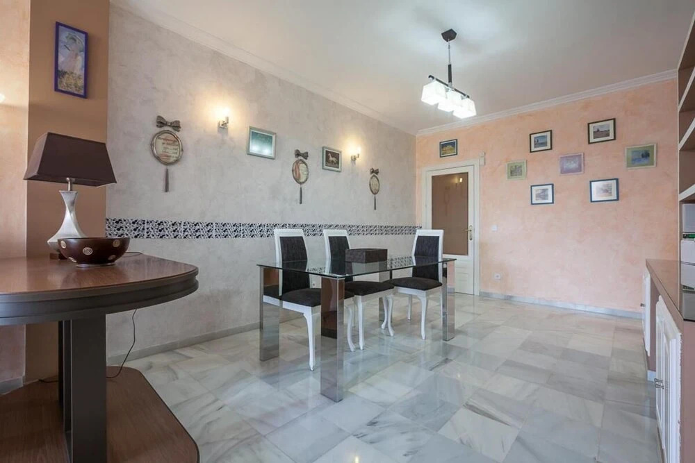 SevillaHome - Bonito Piso Junto al Rio