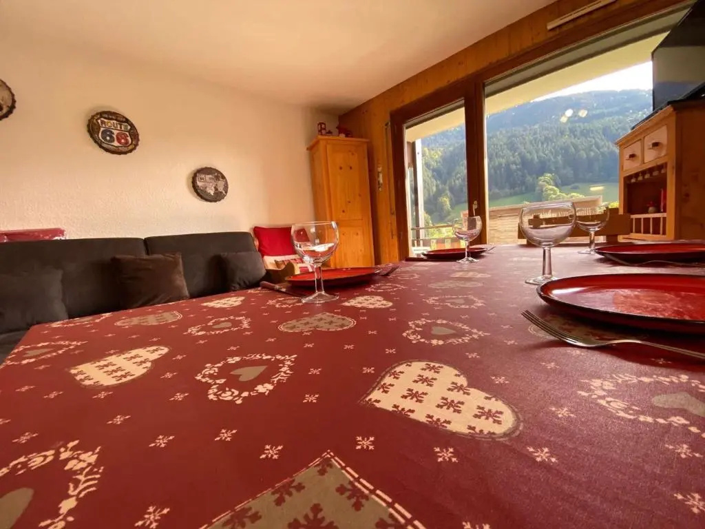 Appartement Le Grand-Bornand, 2 pièces, 6 personnes - FR-1-241-52