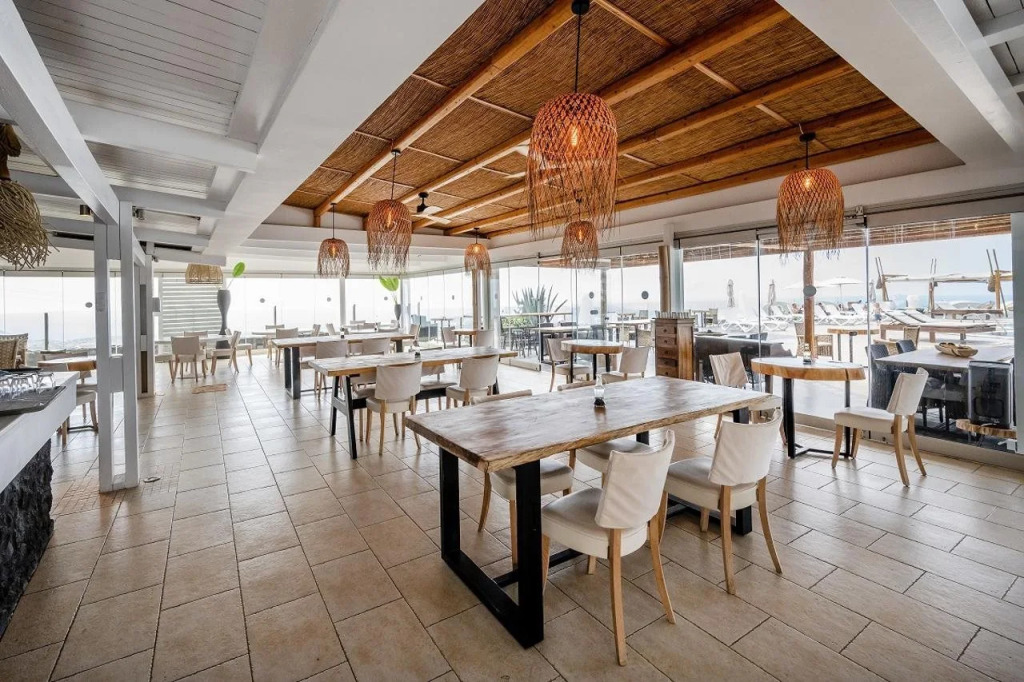 Smy Santorini Suites & Villas