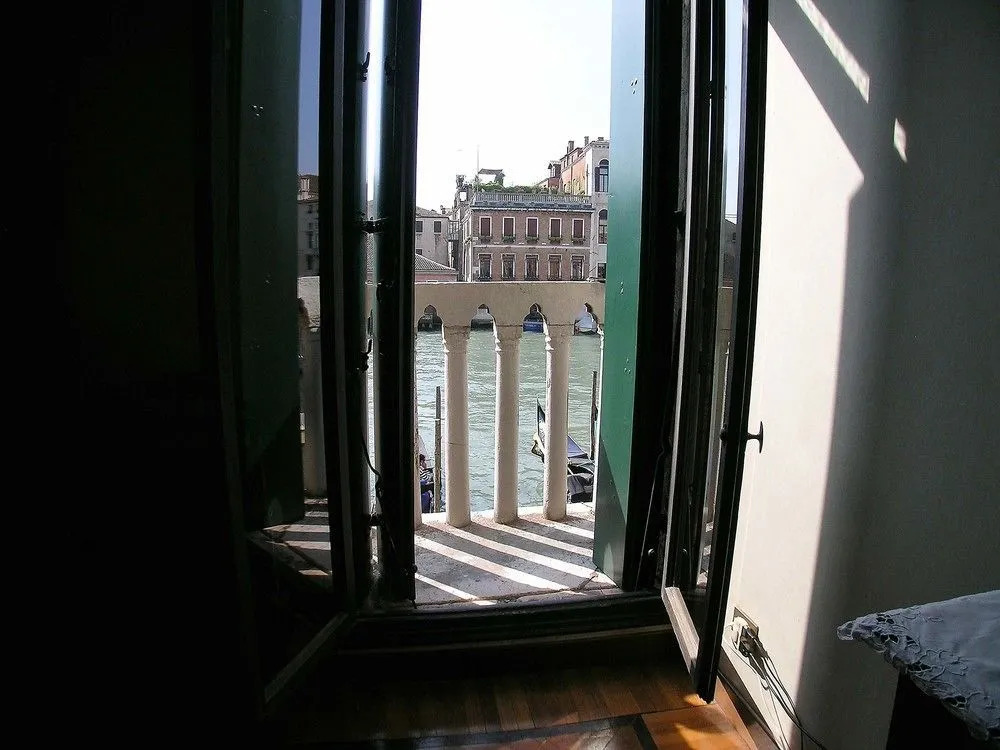 RABOSO Grand 9-windows