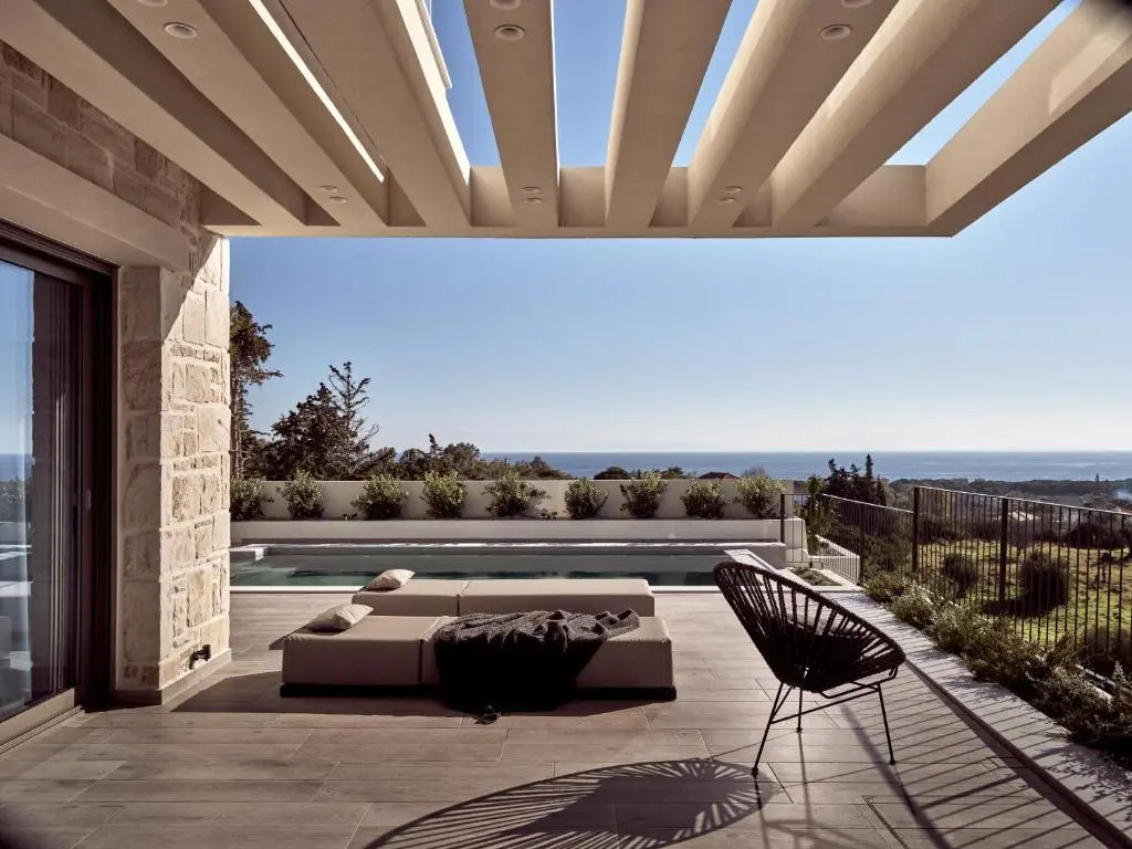 Alexandra SeaView Luxurious Villa, By ThinkVilla