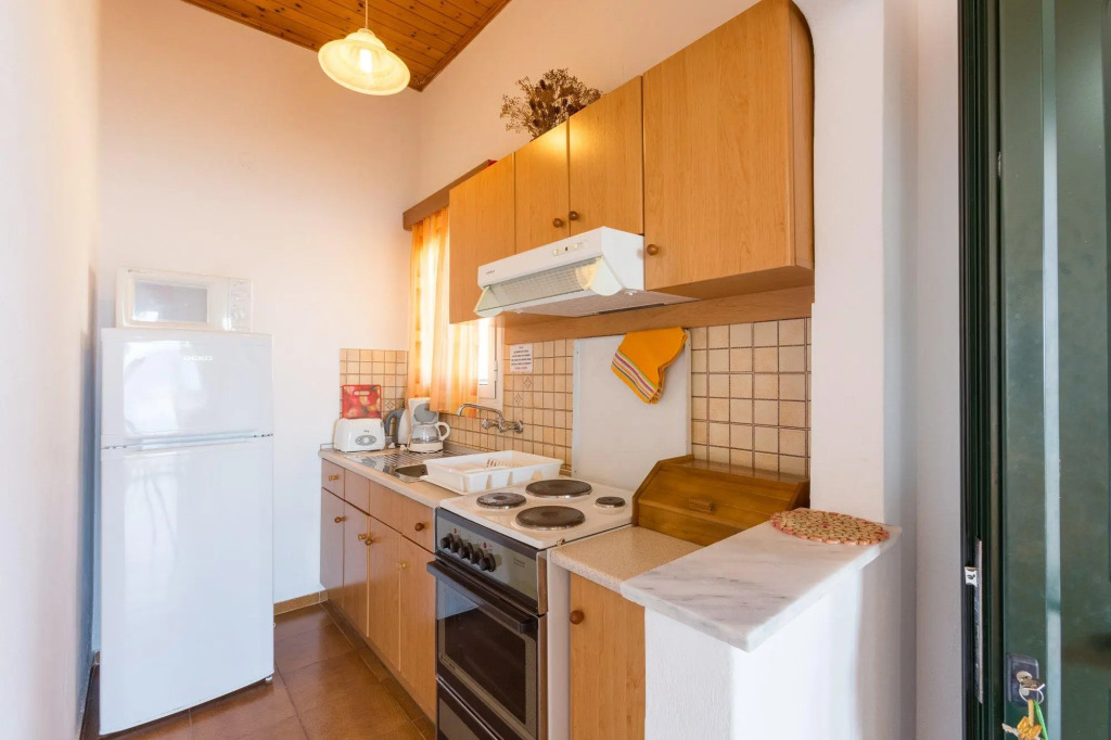 Dolphin Villa 3 Swimming Pool Walk to Beach Sea Views A C Wifi - 558