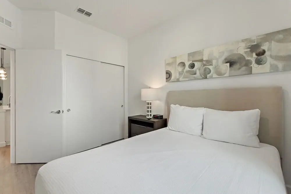 Harmony Haven - Boutique Townhome at Azur Resort Near Disney by Shine Villas