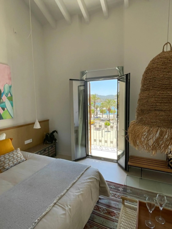 Hotel Portmany