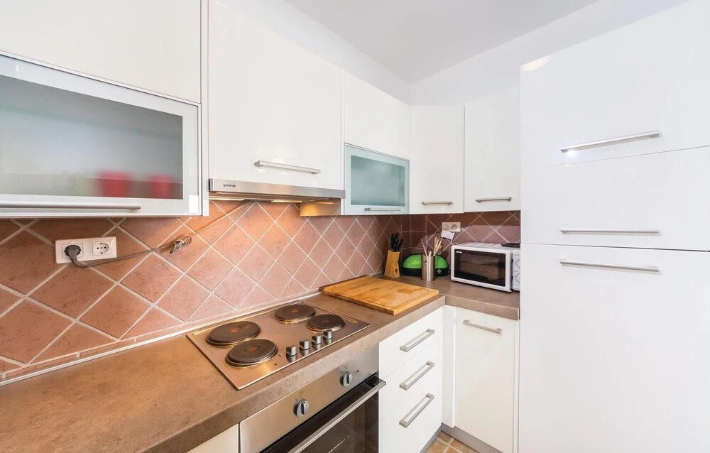 Stunning Apartment in Privlaka With 3 Bedrooms, Wifi and Outdoor Swimming Pool