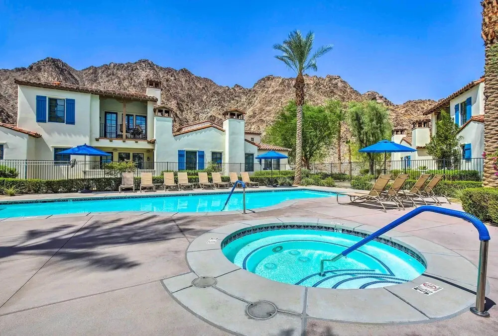 243460: 3BR Desert Retreat w/ Views + Pool Access