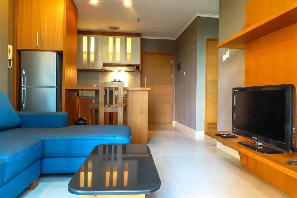 Best Price Hampton's Park Apartment Near Pondok Indah Mall
