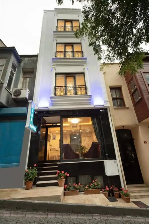 Lika Hotel - Standard Double or Twin Room in Istanbul