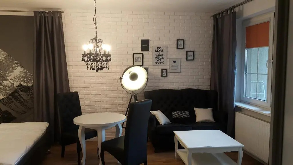 Piękna Apartments White