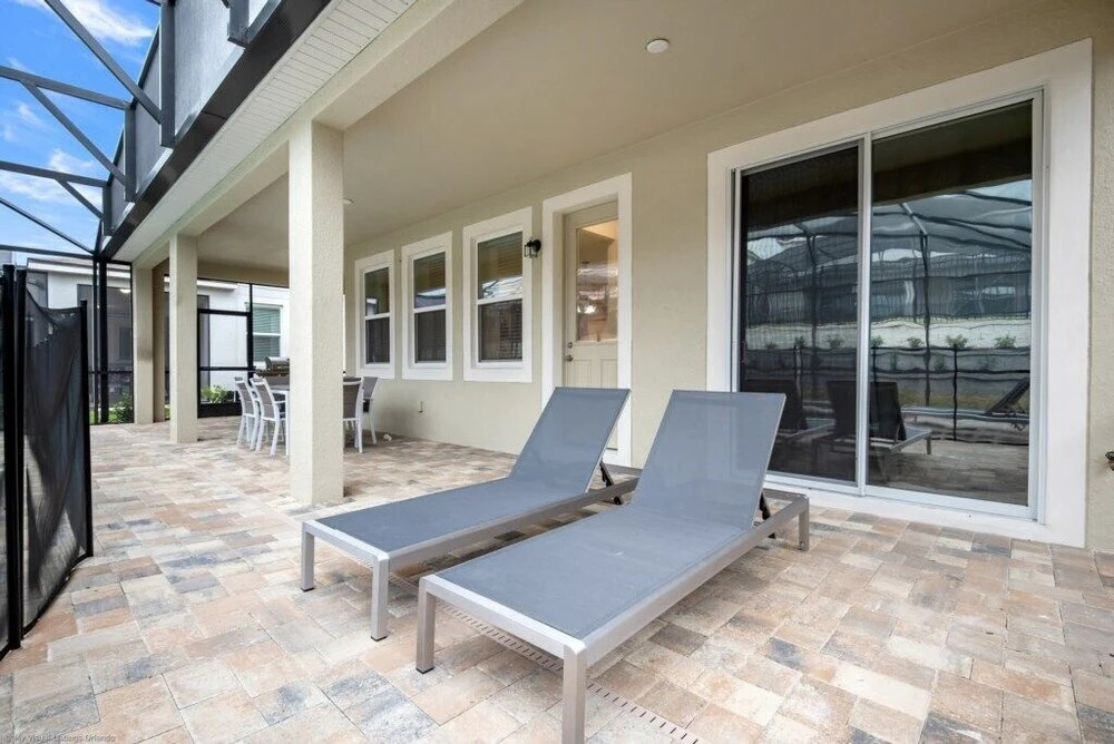 Hacienda 7 BR Pool Home by AV Dreams