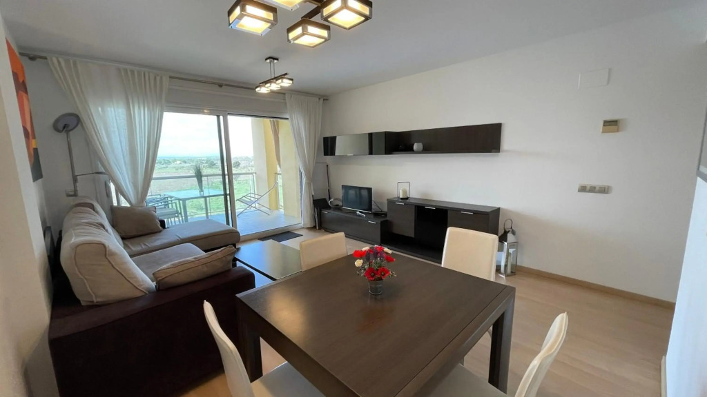 Precioso apartamento en complejo de al standing