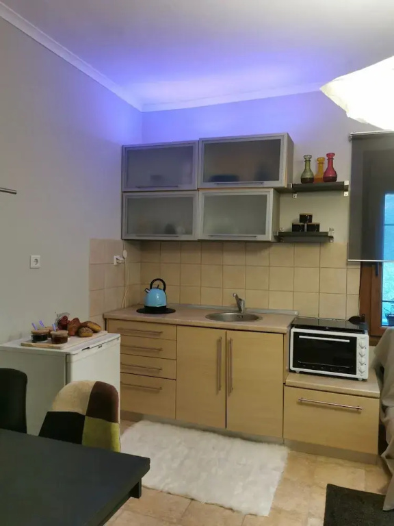 Room-neoclassical Guest House on Ground