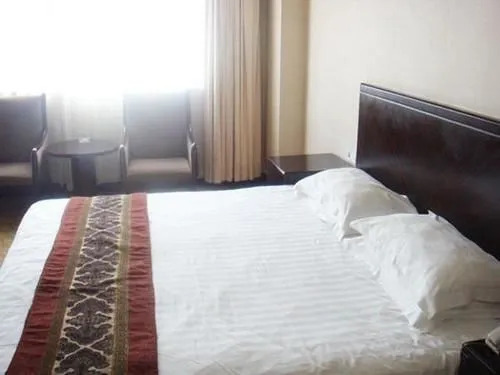 Zhongqiang Holiday Hotel