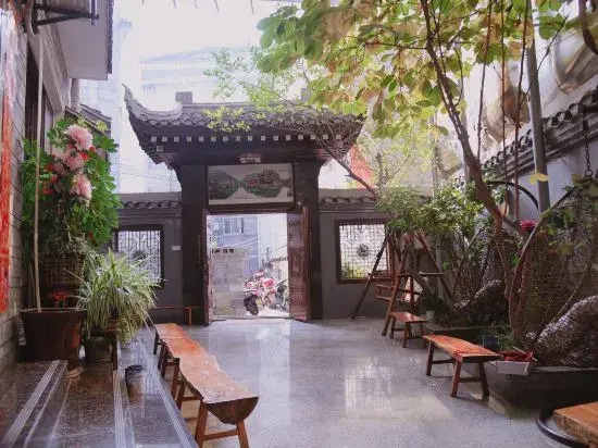 Tianliyuan lnn in Fenghuang ancient city