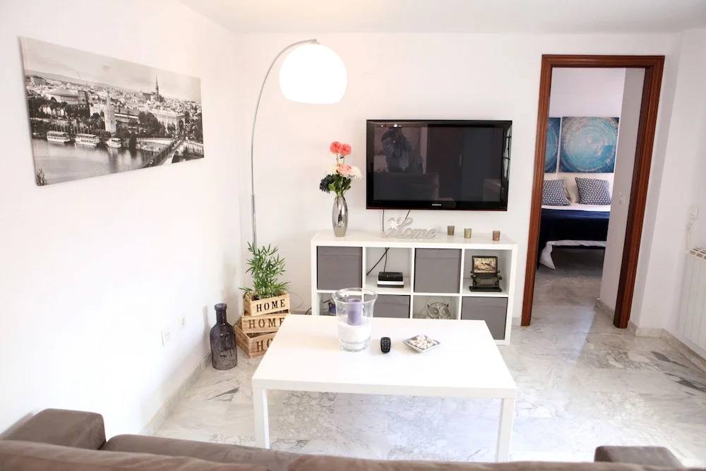 Duplex Karivu Gavídia
