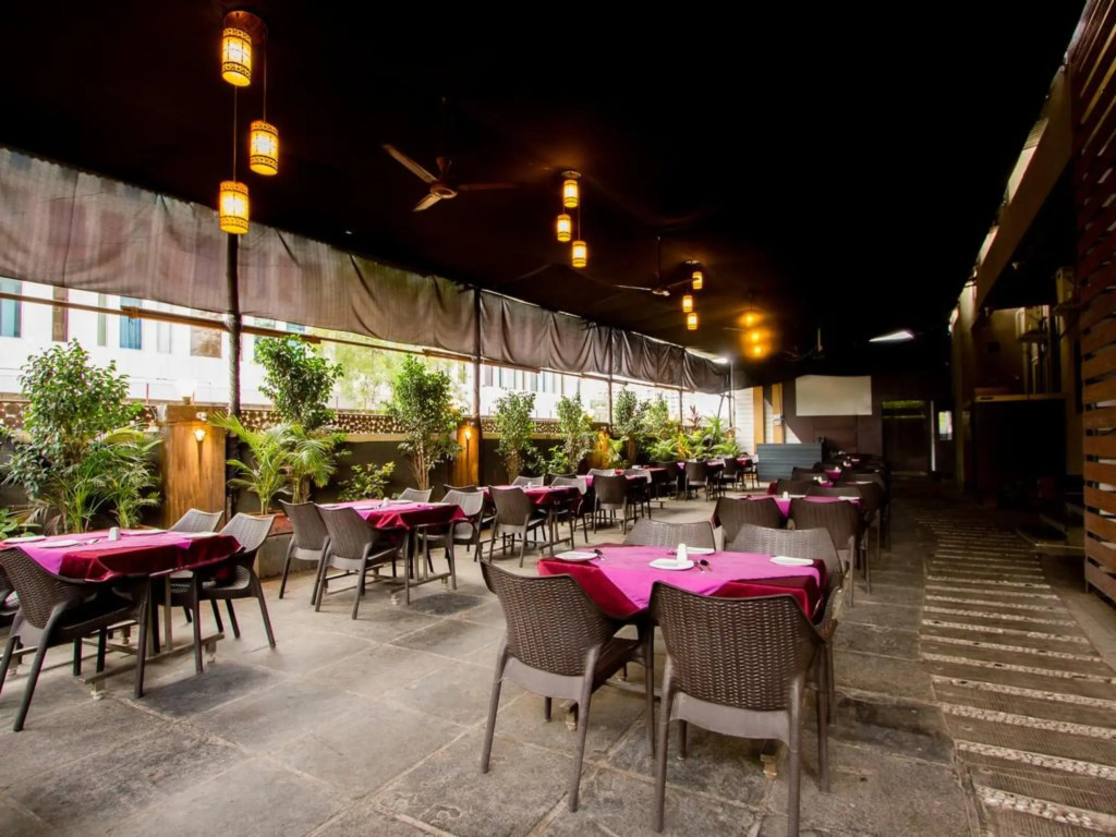 Fabhotel Arya Hinjewadi
