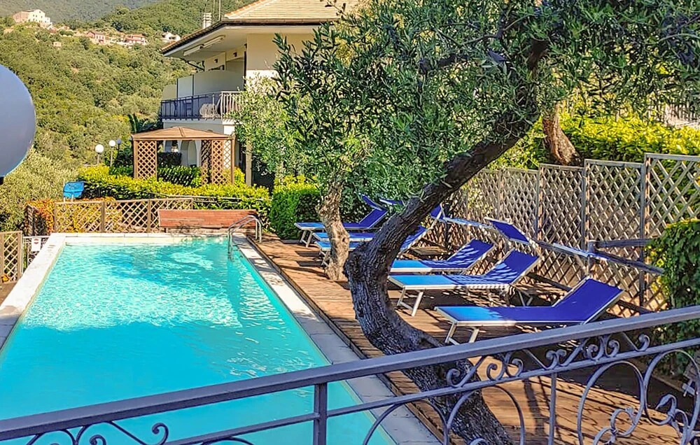 Awesome Apartment in Moneglia With 3 Bedrooms, Wifi and Outdoor Swimming Pool