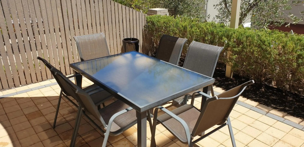 Studio 4 - ground floor Fremantle apartment