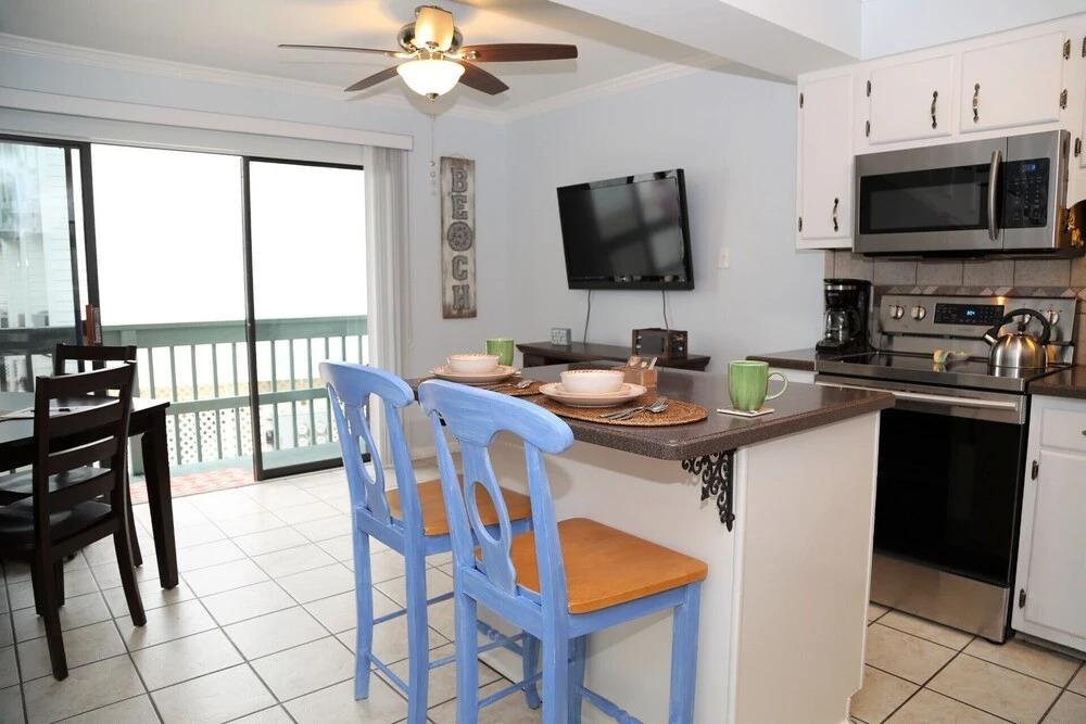 Beachwalk #4 2 Bedrooms 2 Bathrooms Townhouse