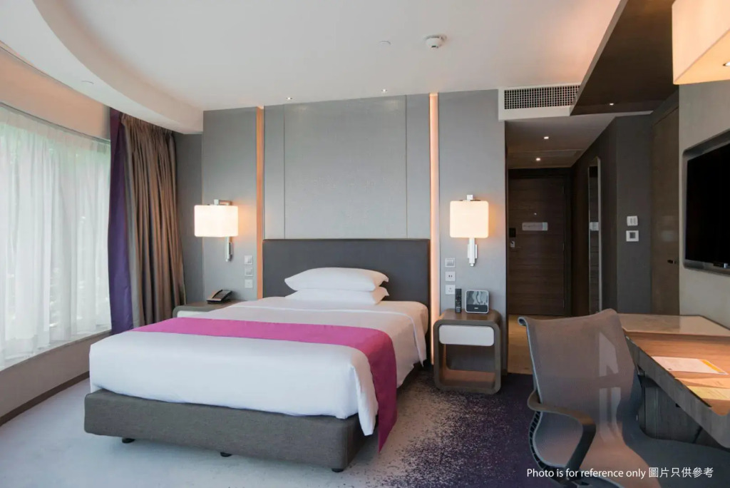 Royal Plaza Hotel