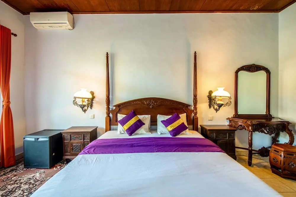 Urbanview Hotel Ananda Beach Sanur