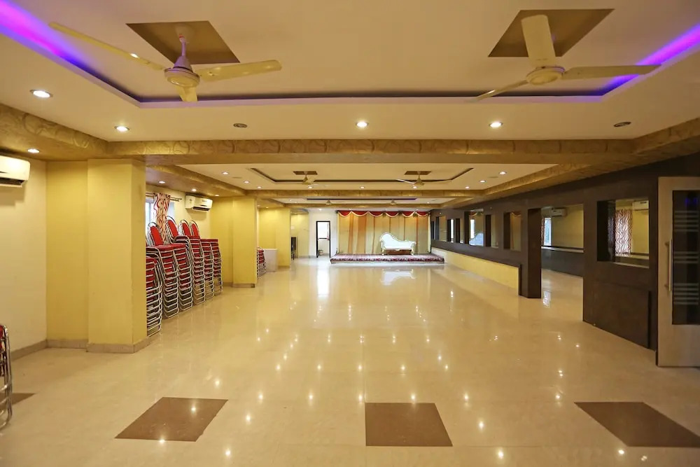 Hotel Ds Grand Inn