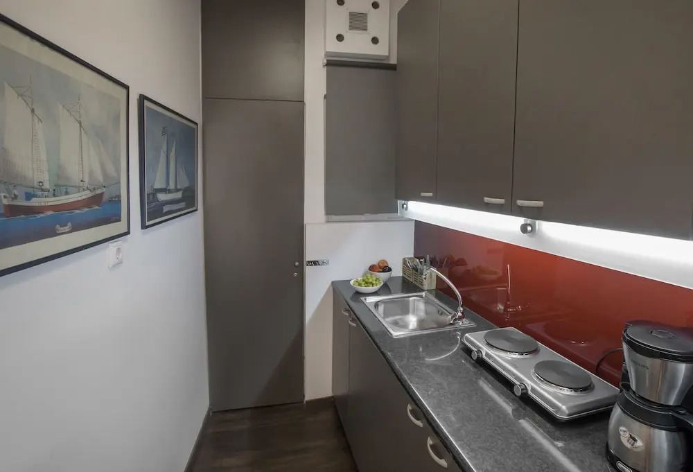 Acropolis Amarisia's House by GHH