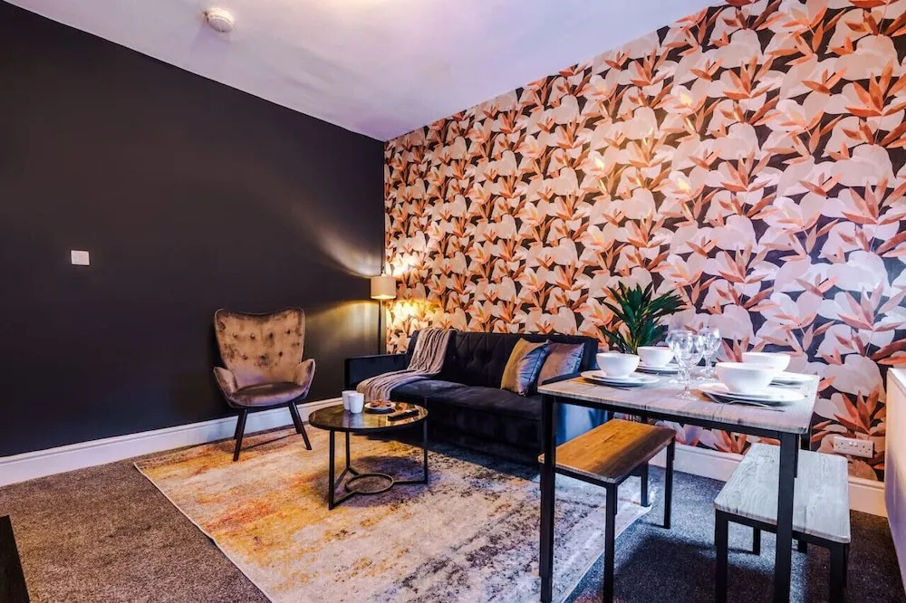 Salford Sanctuary 5 Bed House