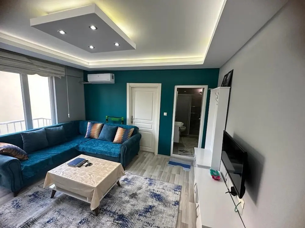 Cam Suites