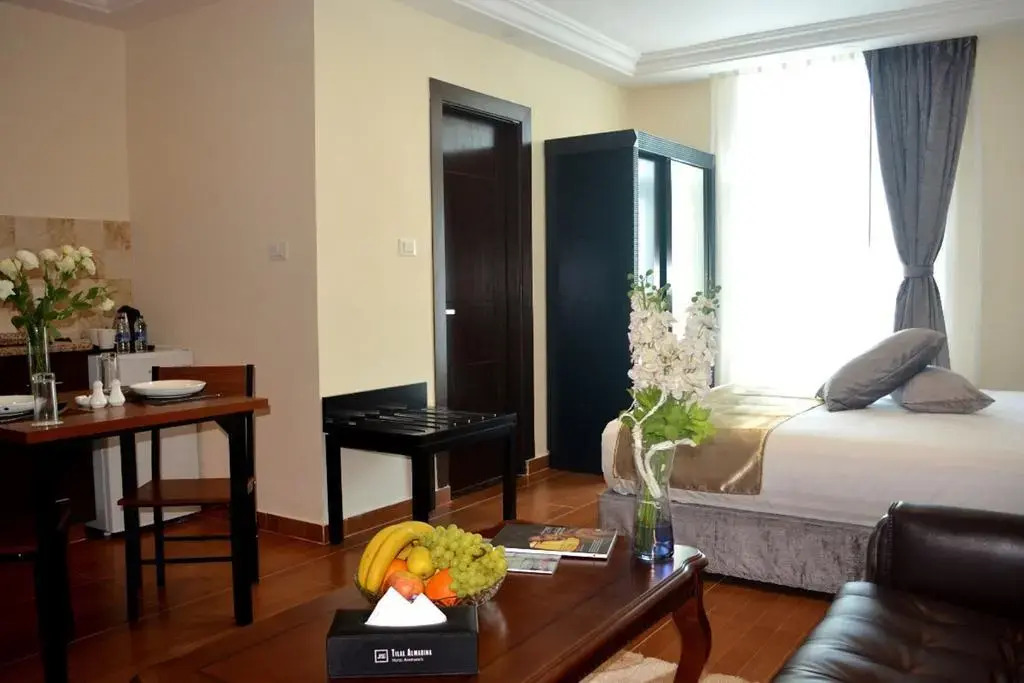 Tilal Almadina Hotel & Suites