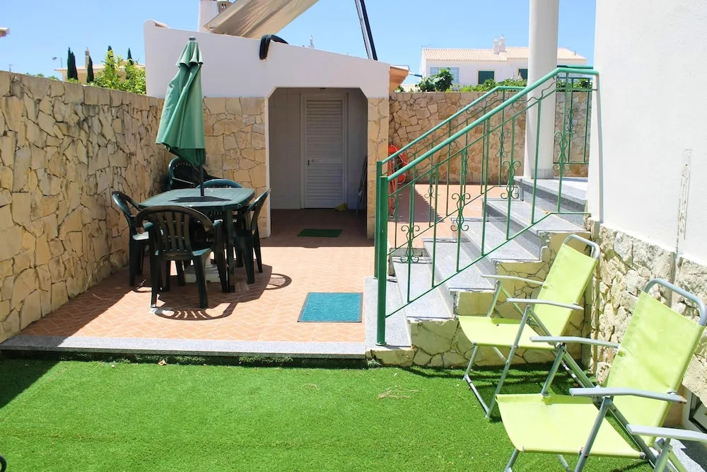 House With 4 Bedrooms in Lagos, With Private Pool, Enclosed Garden and Wifi Near the Beach
