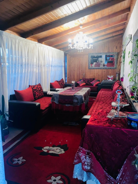 cozy and traditional apartment near the sea wifi!!