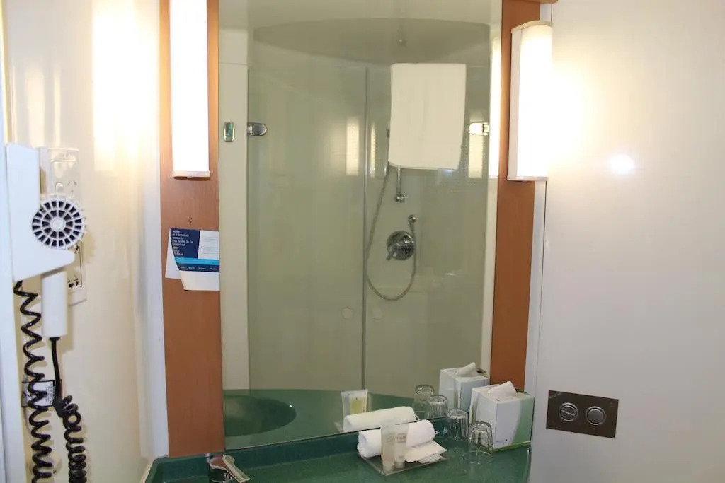 ibis Newcastle