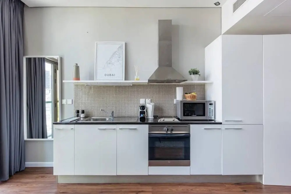 Comfy Trendy Apartment Steps Away From the Metro