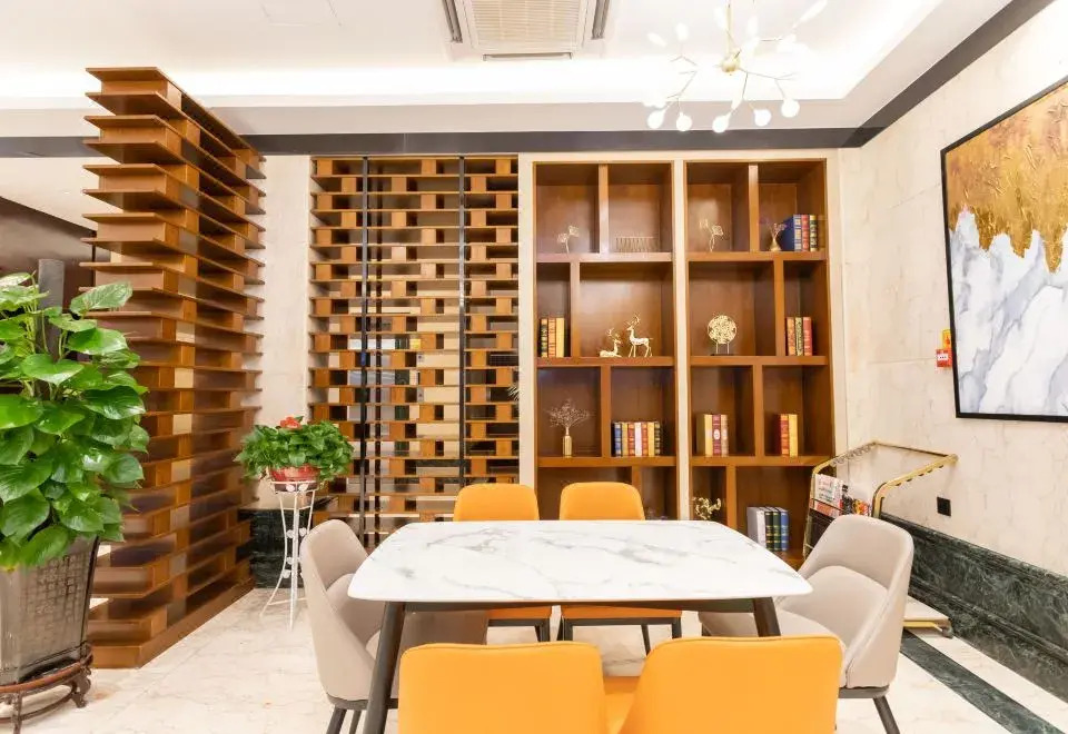 New silesia hotel