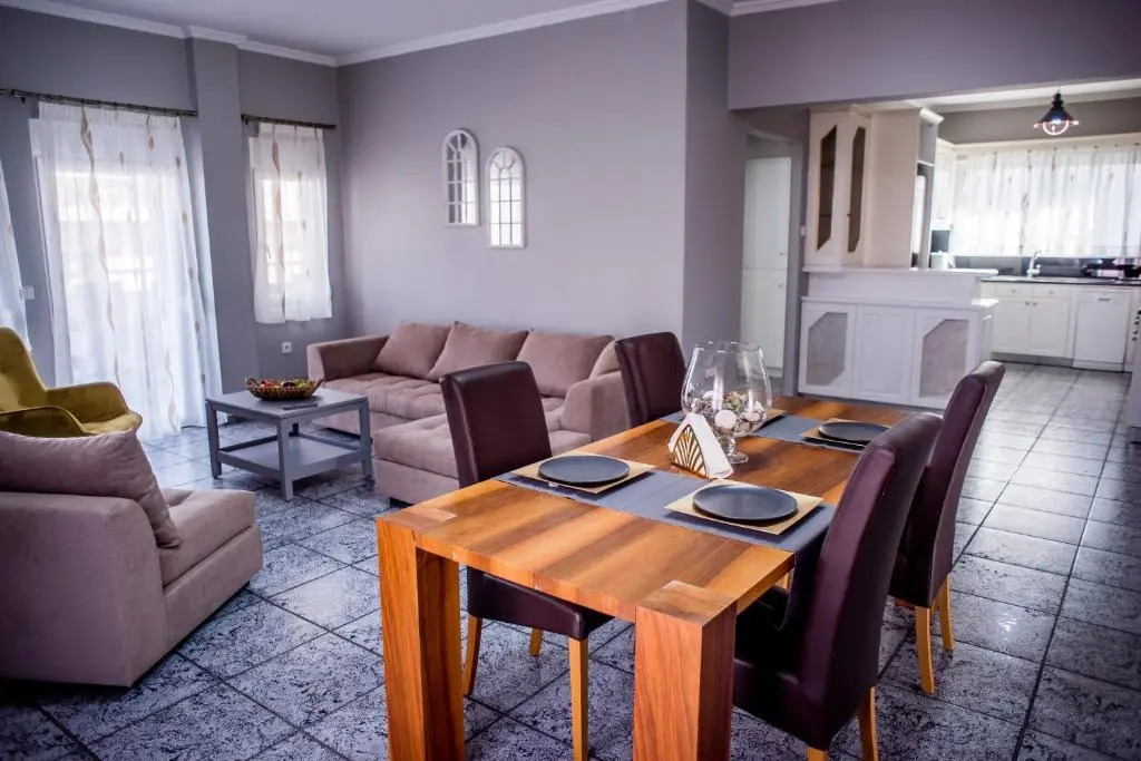 Preveza Mythos Suite we speak, English, Deutsch and Italian
